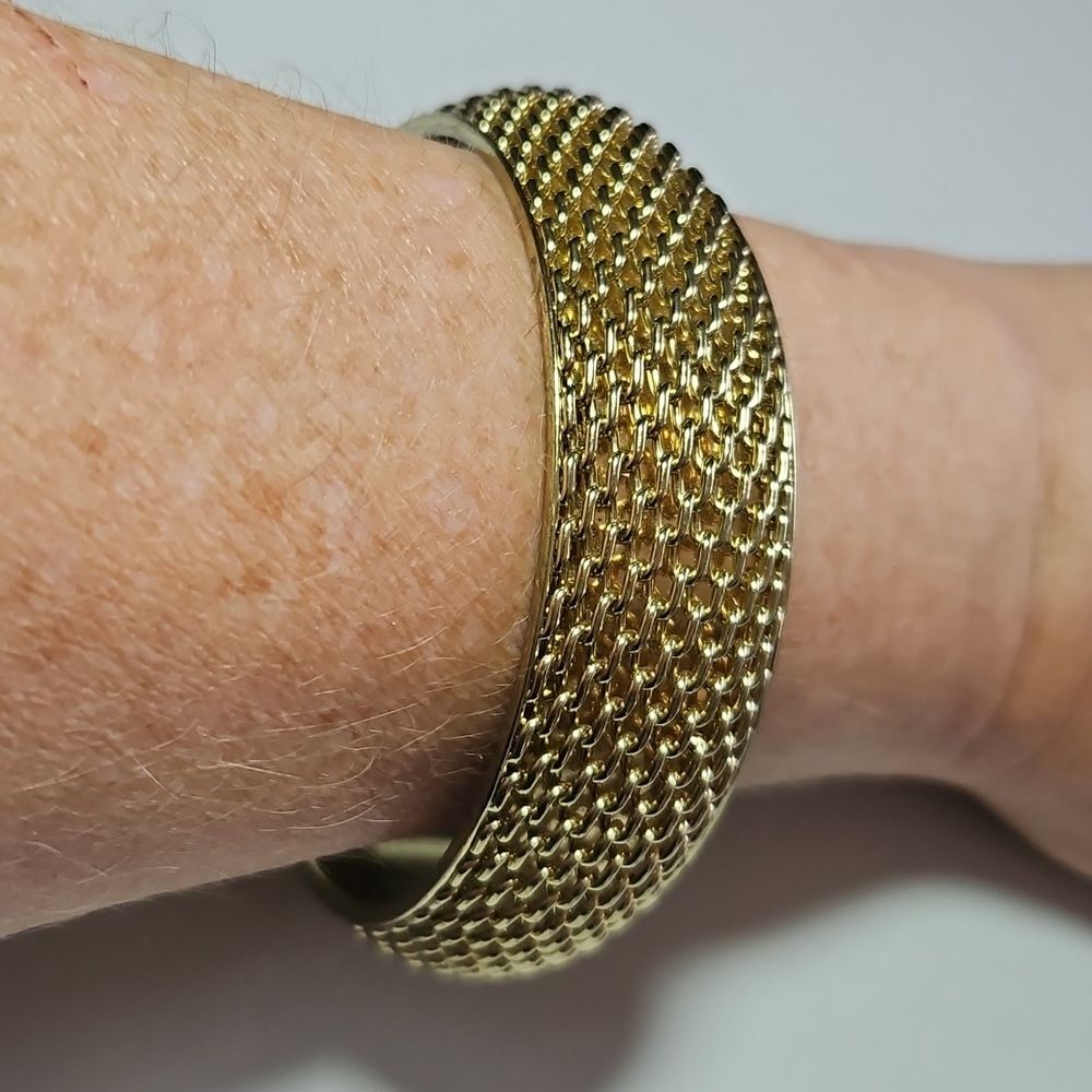 Gold Tone Mesh Bracelet 8.25"